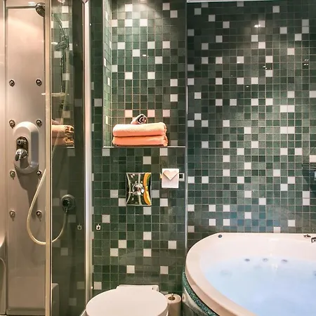 Smart Viru Lux Apartment, City Centre, Sauna, Balcony *